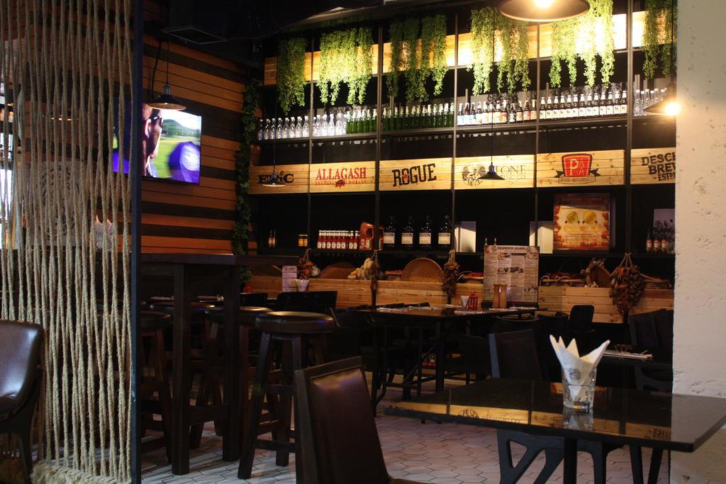 בנגקוק Trinity Silom Hotel מראה חיצוני תמונה